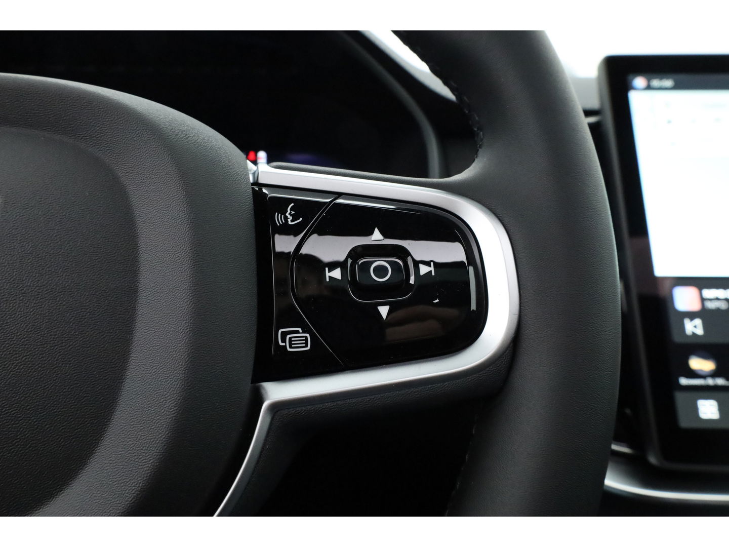 Volvo XC90 2.0 T8 Plug-in hybrid AWD Ultra Black Edition | luchtvering | Bowers & Wilkins | Massage | Blis | ACC | Pano| 360 Camera |