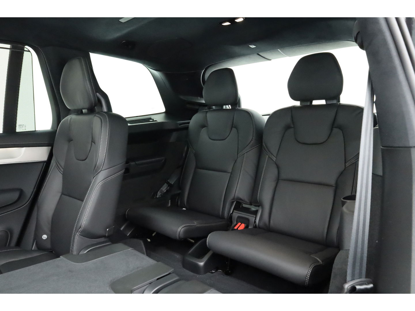 Volvo XC90 2.0 T8 Plug-in hybrid AWD Ultra Black Edition | luchtvering | Bowers & Wilkins | Massage | Blis | ACC | Pano| 360 Camera |