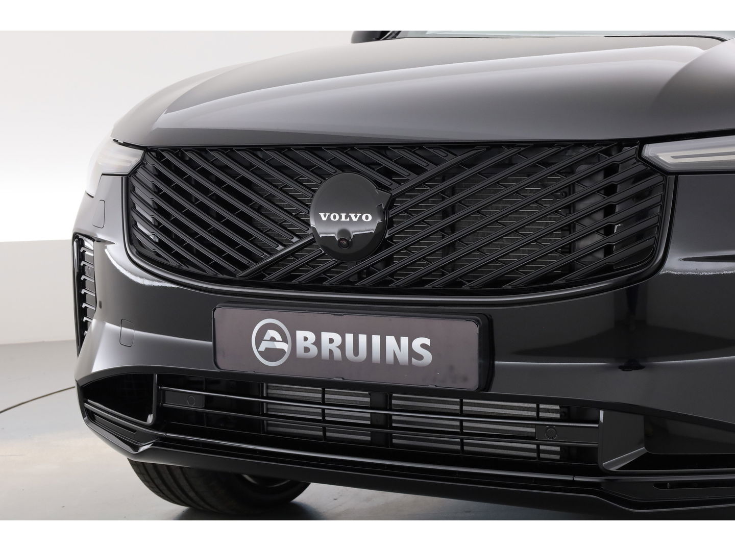 Volvo XC90 2.0 T8 Plug-in hybrid AWD Ultra Black Edition | luchtvering | Bowers & Wilkins | Massage | Blis | ACC | Pano| 360 Camera |