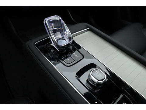 Volvo XC90 2.0 T8 Plug-in hybrid AWD Ultra Black Edition | luchtvering | Bowers & Wilkins | Massage | Blis | ACC | Pano| 360 Camera |