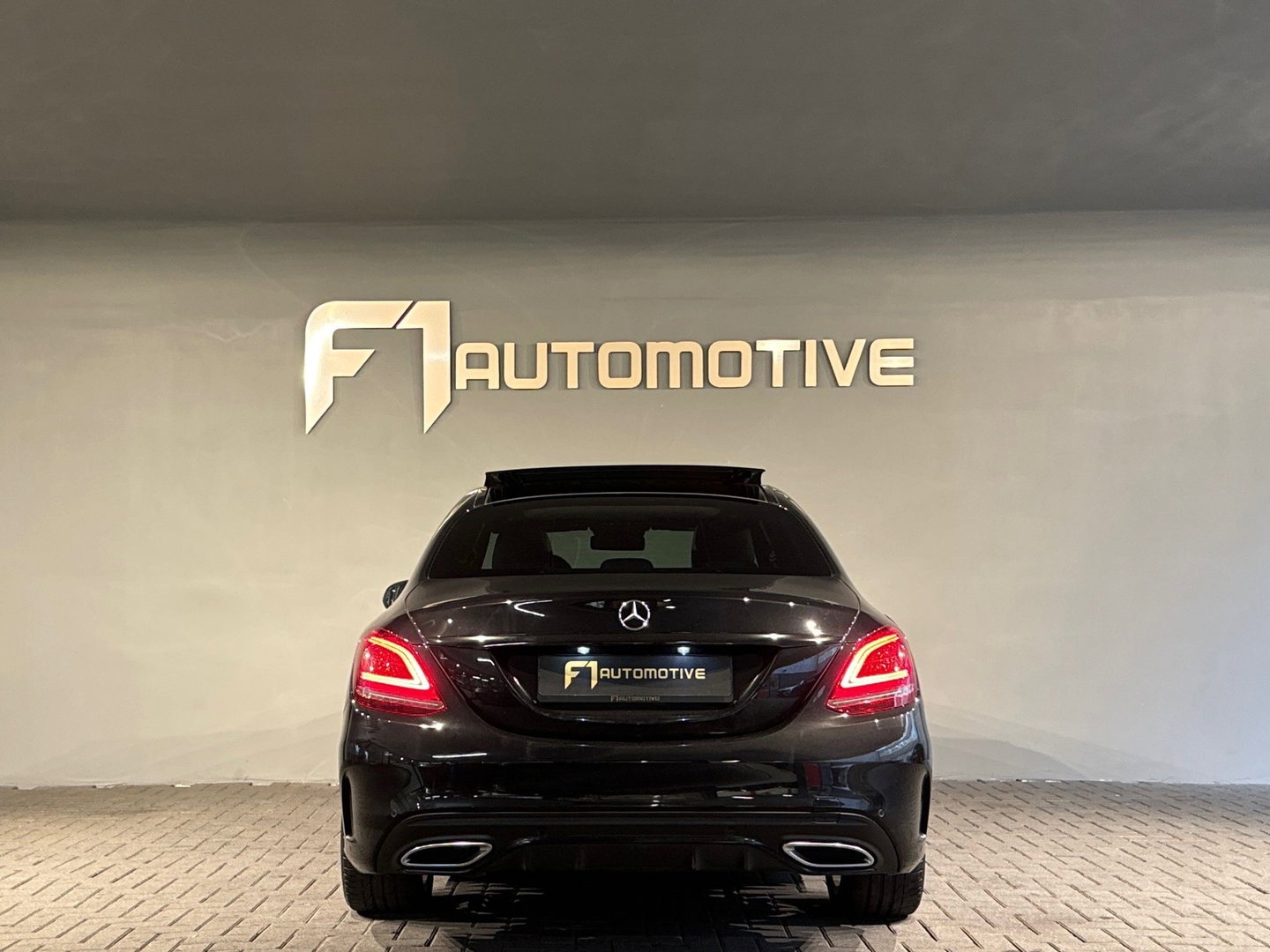 Mercedes-Benz C-Klasse 180 Business AMG Pano|Sfeer|Leer|NAP