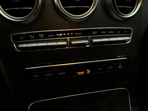 Mercedes-Benz C-Klasse 180 Business AMG Pano|Sfeer|Leer|NAP