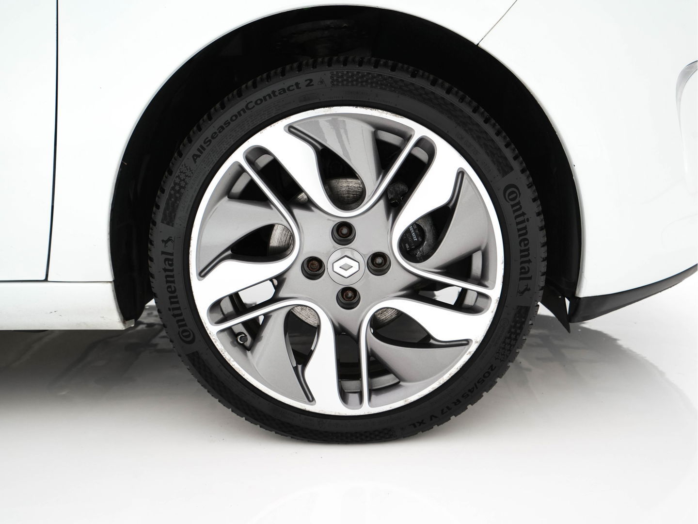 Renault ZOE R110 Bose 41 kWh (inclusive-Battery) (3-Fase-22kW){SOH-85%} Aut.*LEATHER | BOSE-AUDIO | KEYLESS | CRUISE |  NAVI-FULLMAP | CAMERA | DIGI-COCKPIT | HEATED-COMFORTSEATS | ECC | PDC | FULL-LED | PRIVACYGLASS | 17"ALU*