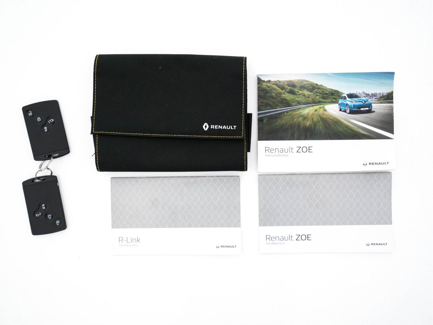 Renault ZOE R110 Bose 41 kWh (inclusive-Battery) (3-Fase-22kW){SOH-85%} Aut.*LEATHER | BOSE-AUDIO | KEYLESS | CRUISE |  NAVI-FULLMAP | CAMERA | DIGI-COCKPIT | HEATED-COMFORTSEATS | ECC | PDC | FULL-LED | PRIVACYGLASS | 17"ALU*