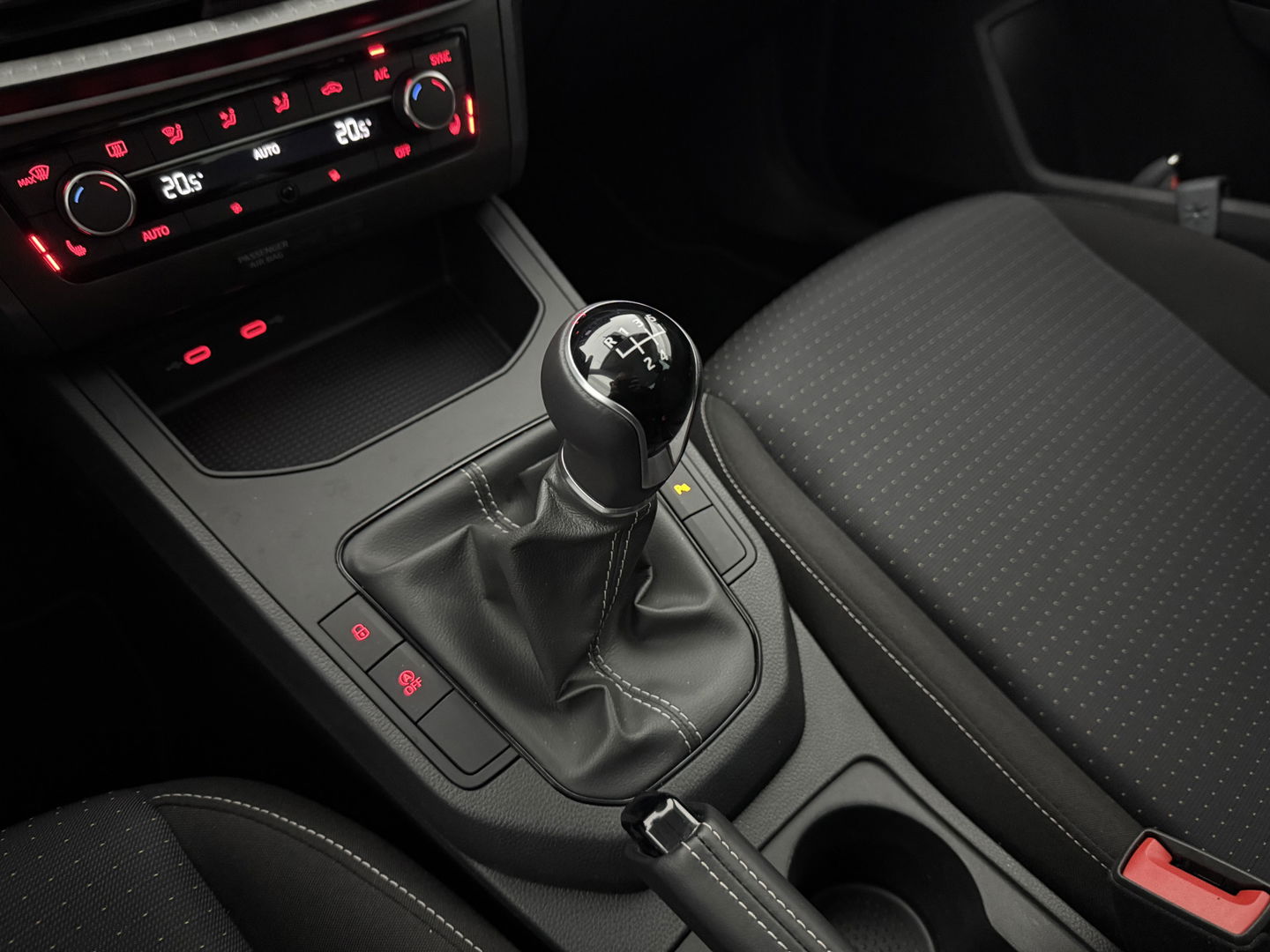 SEAT Ibiza EcoTSI Style Business Intense | Virtual | Carplay | Cruise | Stoelverw. | Navi | Parkeersens. | NAP