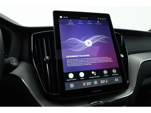 Volvo XC60 2.0 T8 Plug-in hybrid AWD Ultra Black Edition | Luchtvering | 22 inch | Trekhaak | Pano | Blis | Pilot assist |