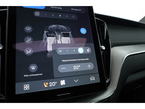 Volvo XC60 2.0 T8 Plug-in hybrid AWD Ultra Black Edition | Luchtvering | 22 inch | Trekhaak | Pano | Blis | Pilot assist |