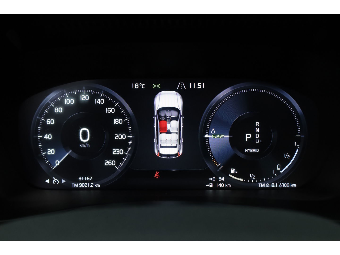 Volvo XC40 1.5 T5 Recharge R-Design | Pano | H&K audio | Trekhaak | Elek bes.Stoel | Stoel & stuurverwarming |