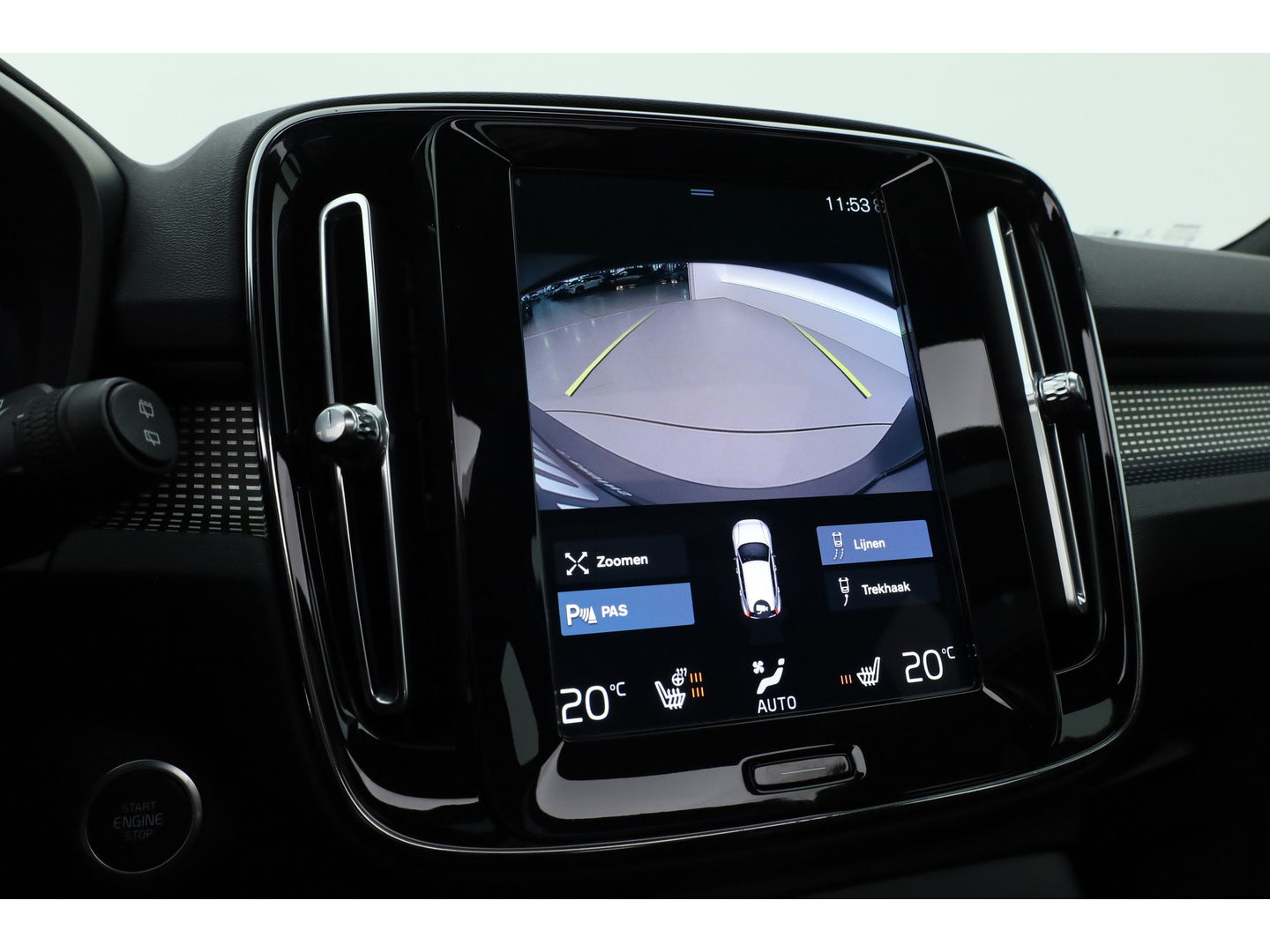 Volvo XC40 1.5 T5 Recharge R-Design | Pano | H&K audio | Trekhaak | Elek bes.Stoel | Stoel & stuurverwarming |