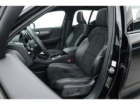Volvo XC40 1.5 T5 Recharge R-Design | Pano | H&K audio | Trekhaak | Elek bes.Stoel | Stoel & stuurverwarming |