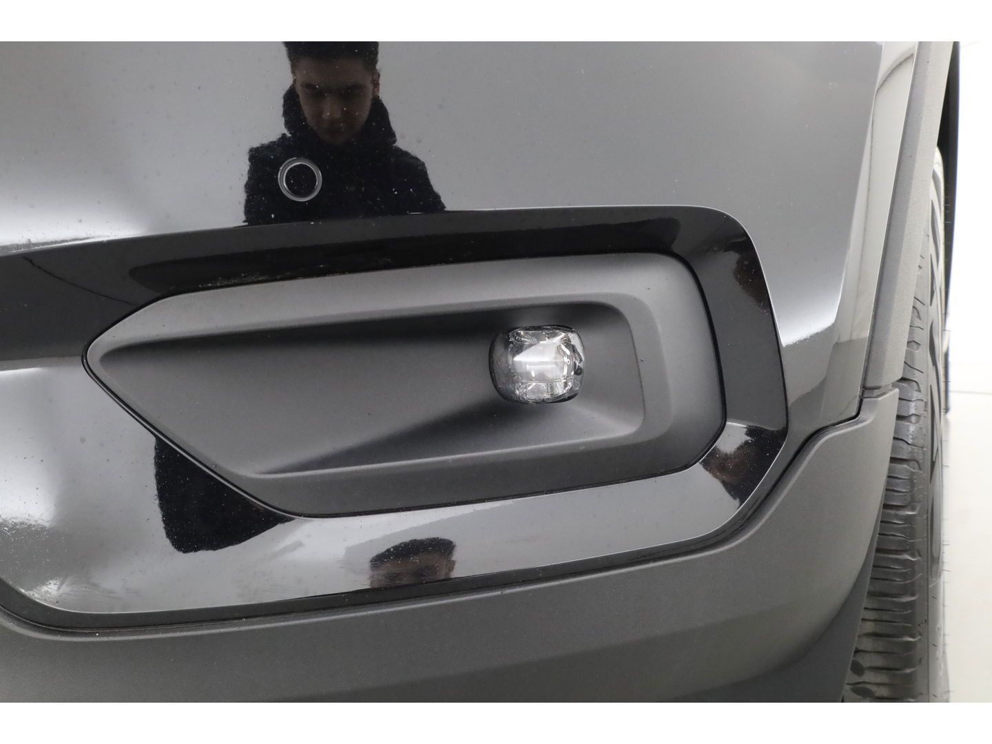 Volvo XC40 1.5 T5 Recharge R-Design | Pano | H&K audio | Trekhaak | Elek bes.Stoel | Stoel & stuurverwarming |