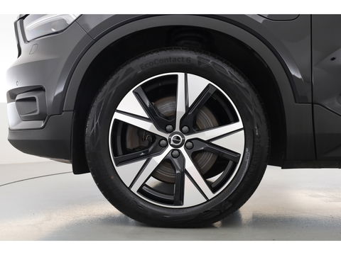 Volvo XC40 1.5 T5 Recharge R-Design | Pano | H&K audio | Trekhaak | Elek bes.Stoel | Stoel & stuurverwarming |