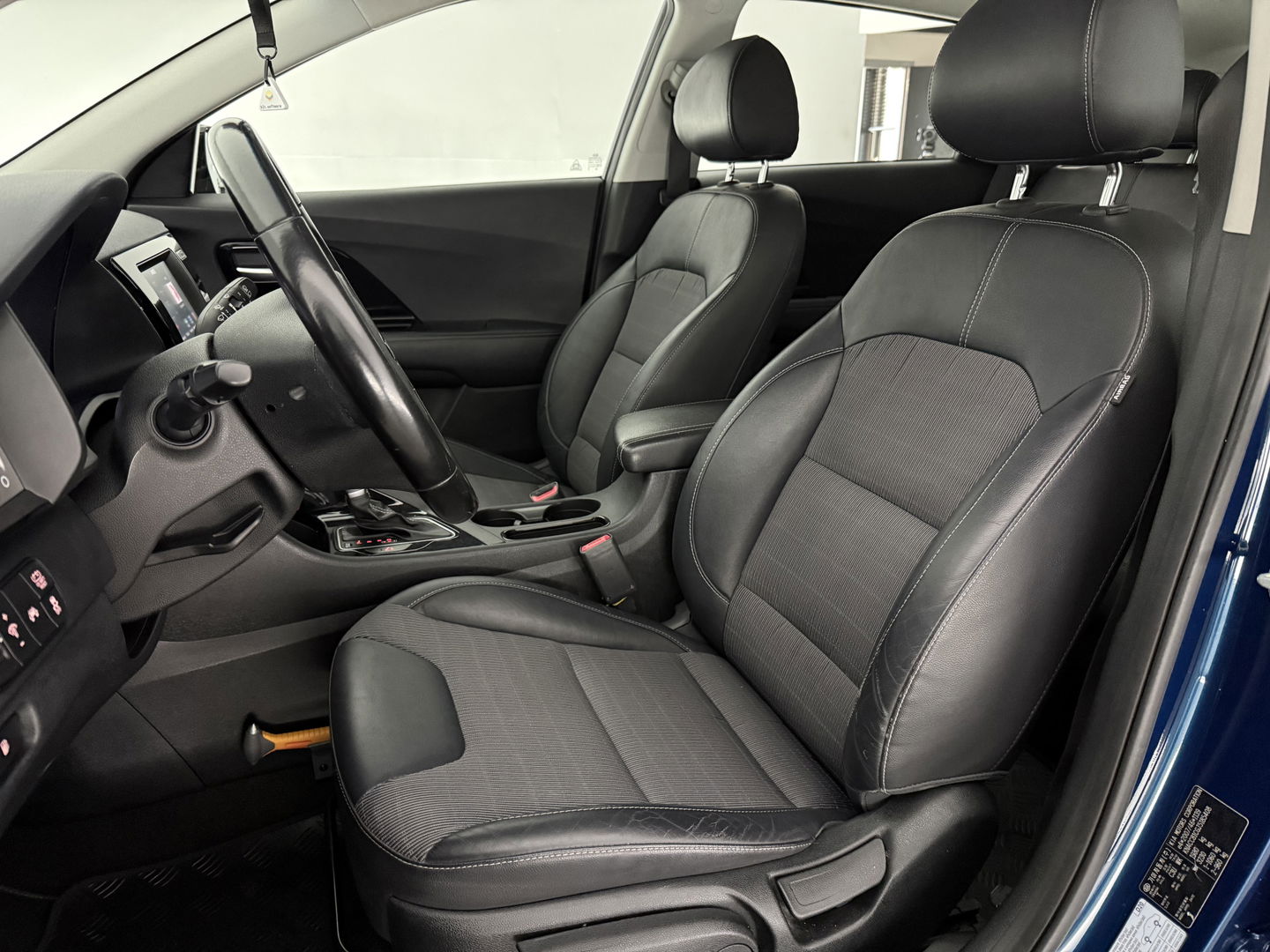 Kia Niro 1.6 GDi Hybrid | Clima | Cruise | Camera | Navi | Carplay | Parkeersens. | NAP