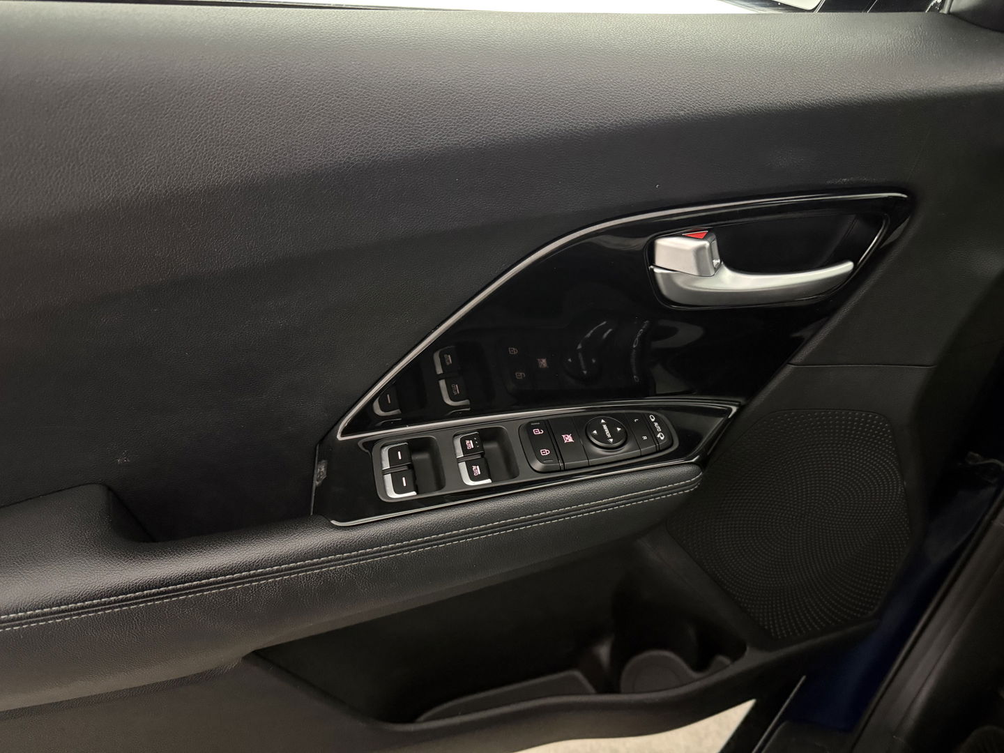 Kia Niro 1.6 GDi Hybrid | Clima | Cruise | Camera | Navi | Carplay | Parkeersens. | NAP