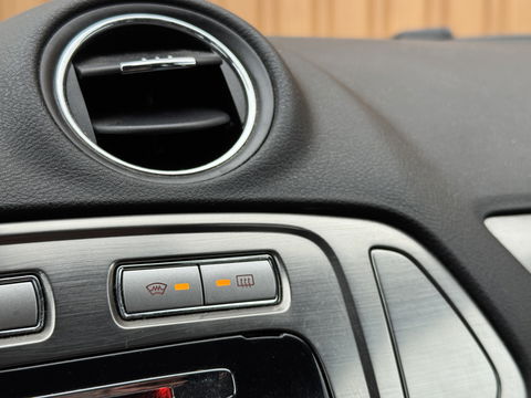 Ford Mondeo Wagon 2.0-16V Titanium | Handel / Export | Navigatie | Trekhaak | Airconditioning | Cruise Control | Automatische Verlichting | Voorruit Verwarming | Elektrische Ramen |