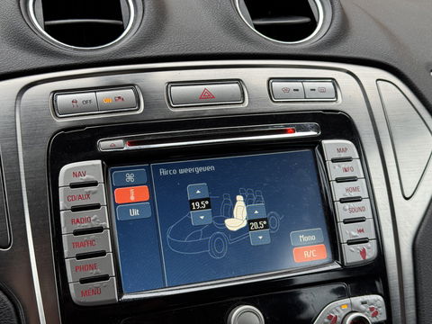 Ford Mondeo Wagon 2.0-16V Titanium | Handel / Export | Navigatie | Trekhaak | Airconditioning | Cruise Control | Automatische Verlichting | Voorruit Verwarming | Elektrische Ramen |