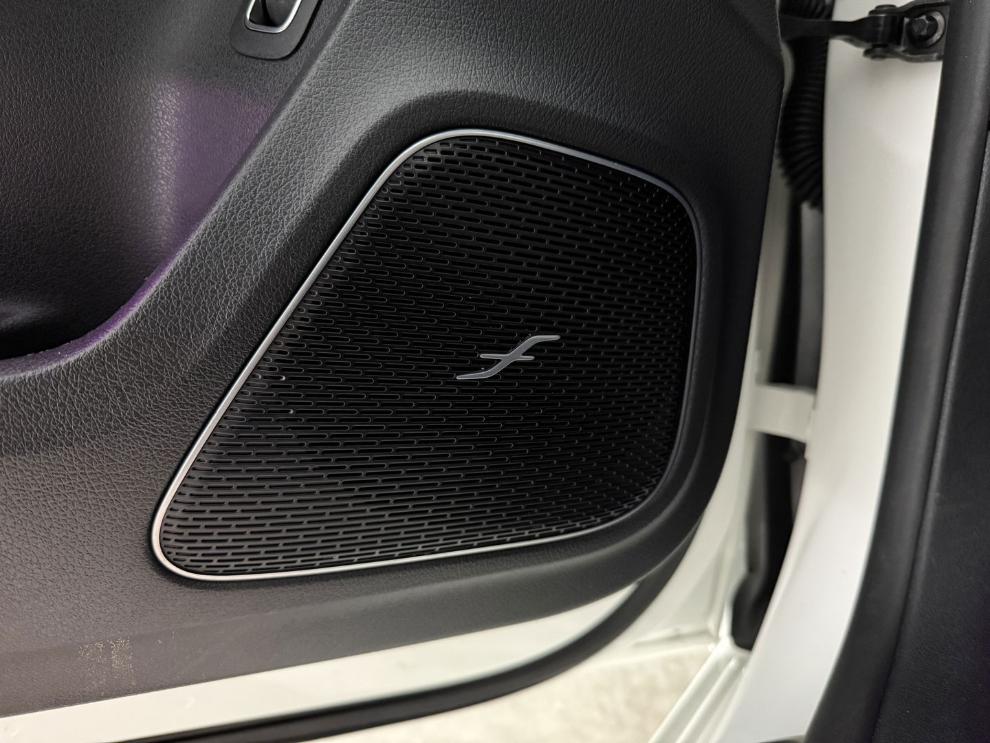 Mercedes-Benz A-Klasse 250 e AMG | Pano | 360° | Virtual | HuD | Memory | Sfeer | Burmester | Carplay | Stoelverw. | Keyless | Adap. Cruise