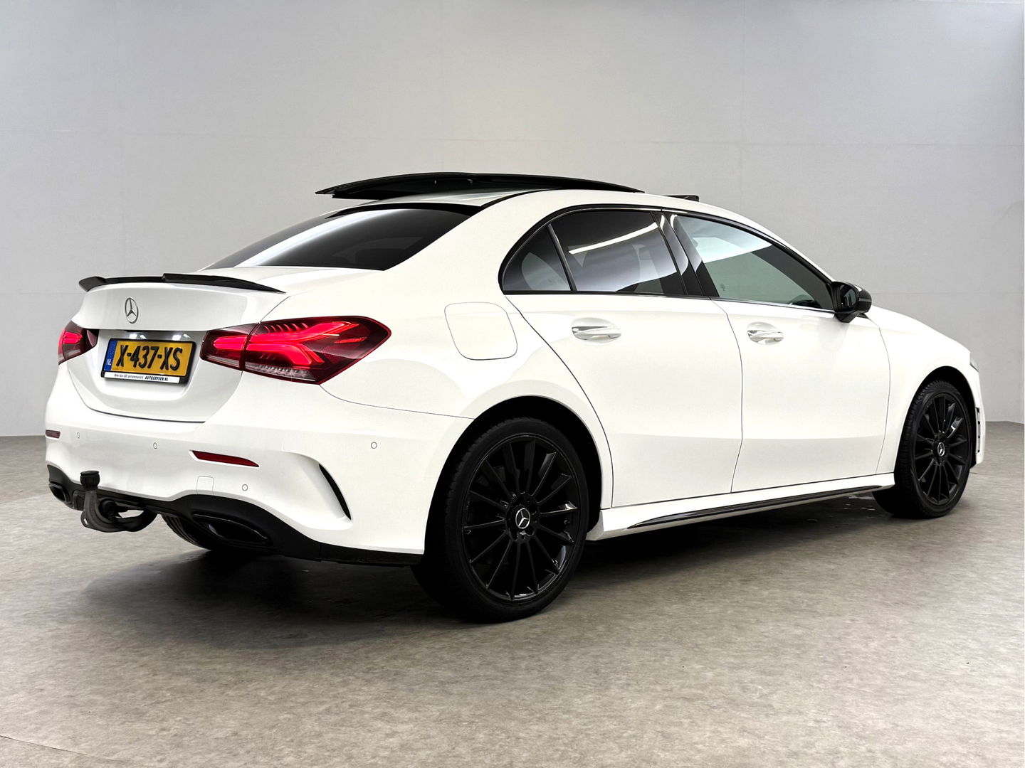 Mercedes-Benz A-Klasse 250 e AMG | Pano | 360° | Virtual | HuD | Memory | Sfeer | Burmester | Carplay | Stoelverw. | Keyless | Adap. Cruise