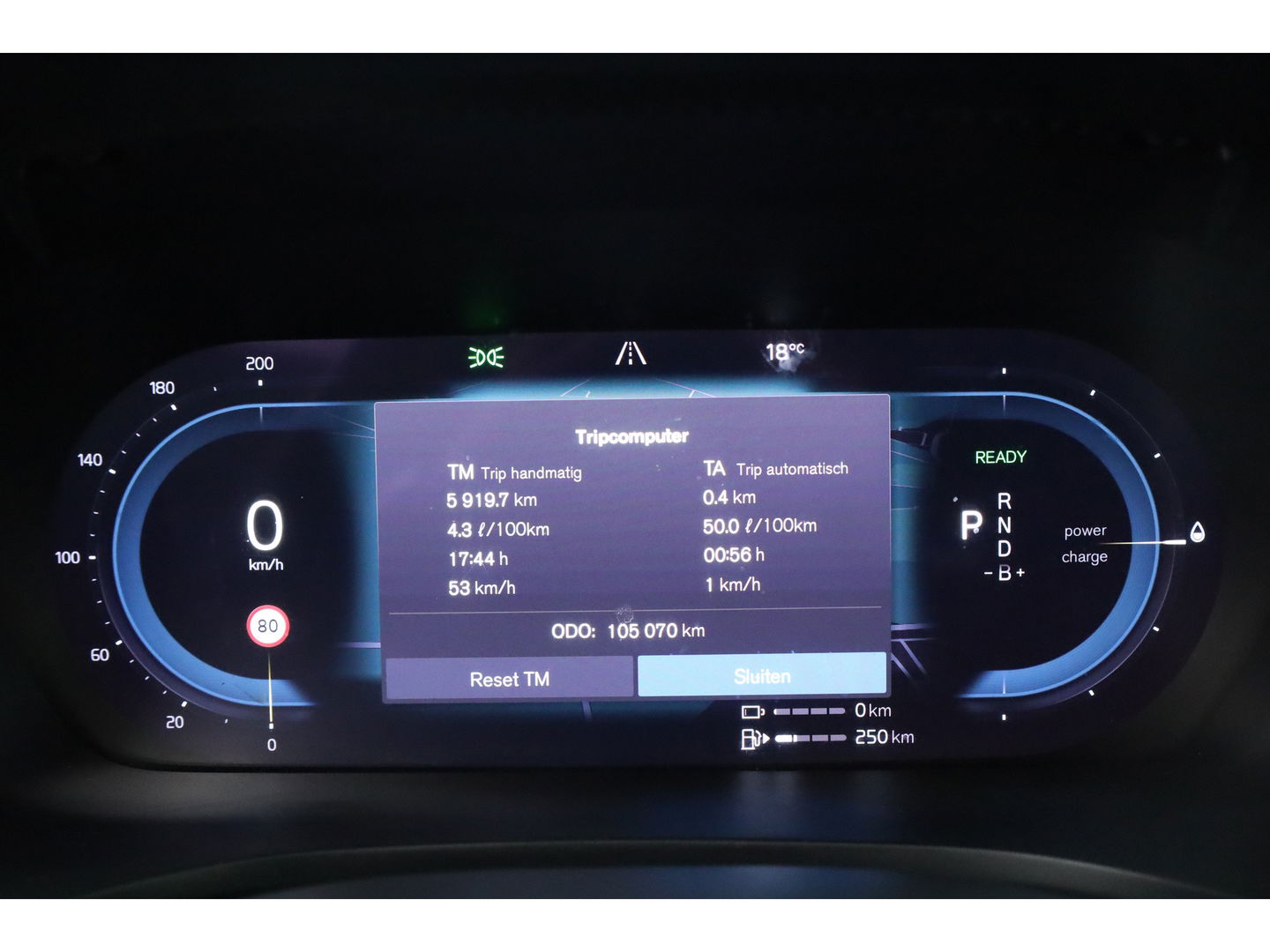 Volvo V60 2.0 T6 Plug-in hybrid AWD Plus Dark | Navi | Memory Seats | Stoel- Stuurverw. | Apple CarPlay | Camera | Keyless | 19''