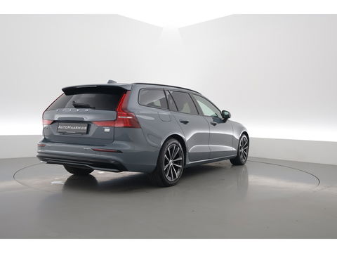 Volvo V60 2.0 T6 Plug-in hybrid AWD Plus Dark | Navi | Memory Seats | Stoel- Stuurverw. | Apple CarPlay | Camera | Keyless | 19''