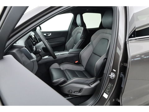 Volvo XC60 2.0 T6 Plug-in hybrid AWD Plus Dark | Pano | Pilot Assist | Head-up | 360cam | Keyless | Harman Kardon | Stoel- Stuurverw. |