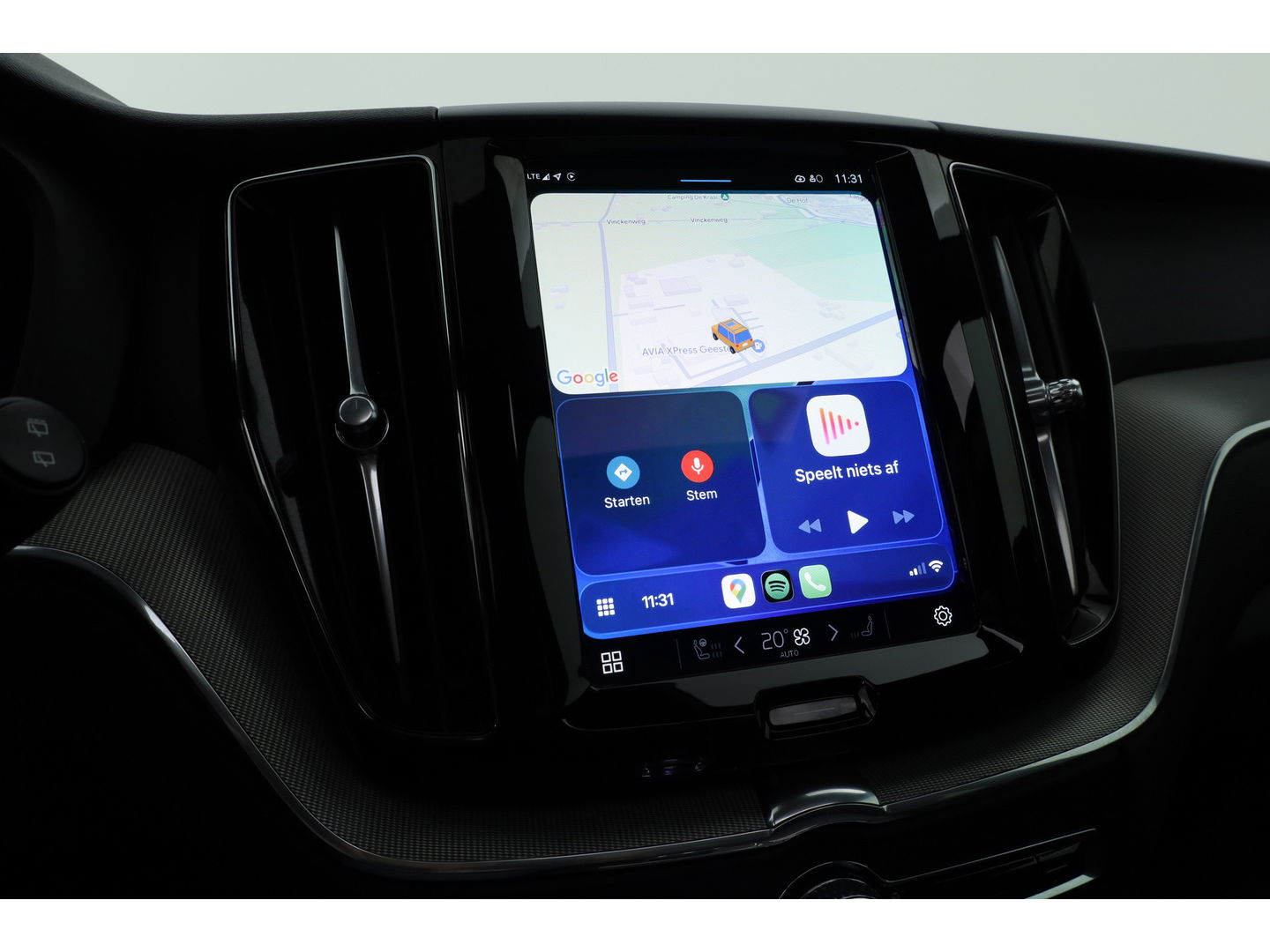 Volvo XC60 2.0 T6 Plug-in hybrid AWD Plus Dark | Pano | Pilot Assist | Head-up | 360cam | Keyless | Harman Kardon | Stoel- Stuurverw. |