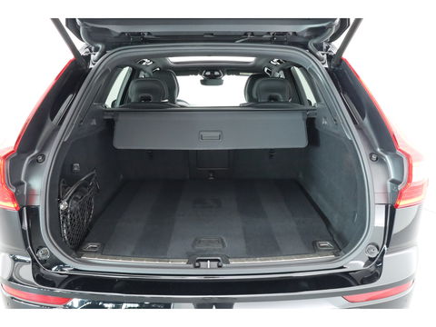 Volvo XC60 2.0 T8 Plug-in hybrid AWD Plus Black Edition | Pano | Memory Seats | H&K Audio | 360cam | Pilot Assist | 4x Stoelverw. | Bliss | Google Info.