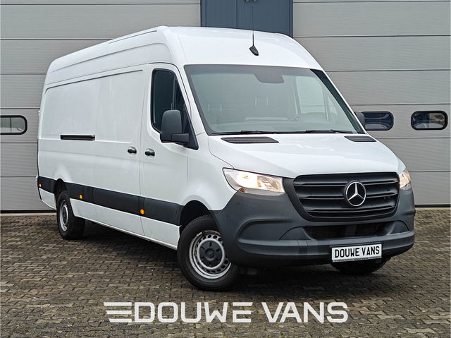 Mercedes-Benz Sprinter - 317 L3 H2 Automaat 3500kg Trekhaak MBUX Camera