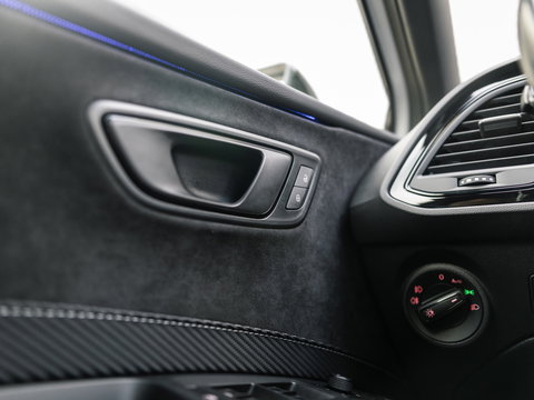 SEAT Leon ST CUPRA 300 4DRIVE PERFORMANCE PANO BREMBO BEATS