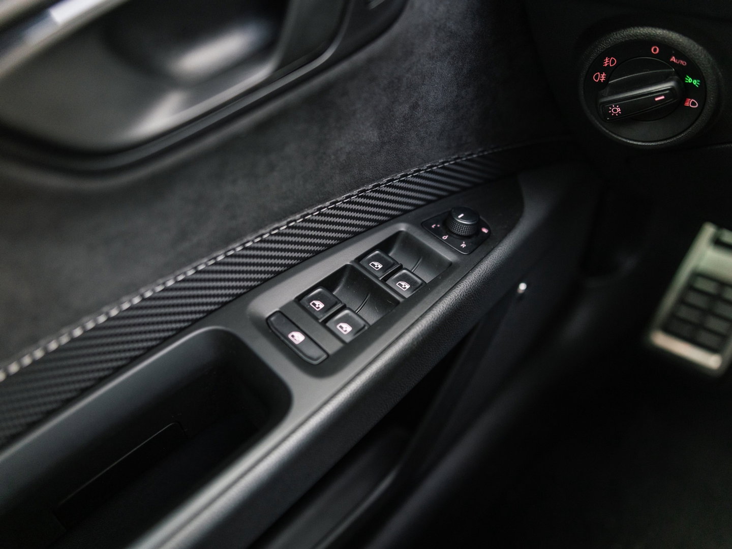 SEAT Leon ST CUPRA 300 4DRIVE PERFORMANCE PANO BREMBO BEATS