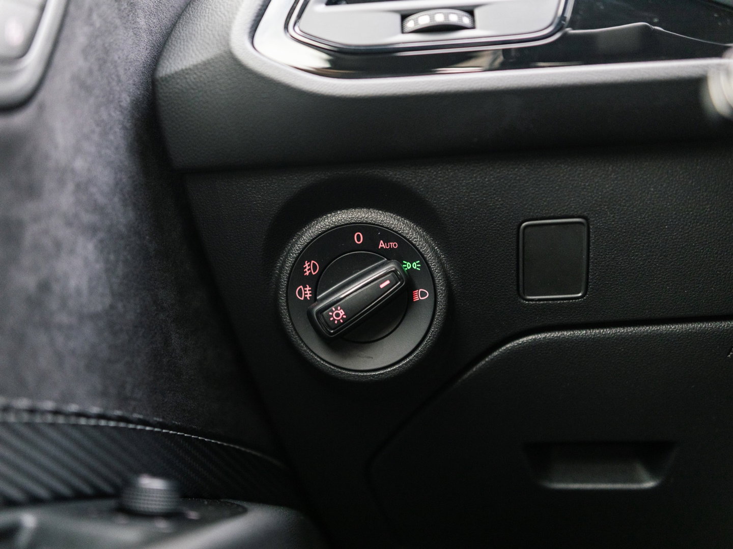 SEAT Leon ST CUPRA 300 4DRIVE PERFORMANCE PANO BREMBO BEATS