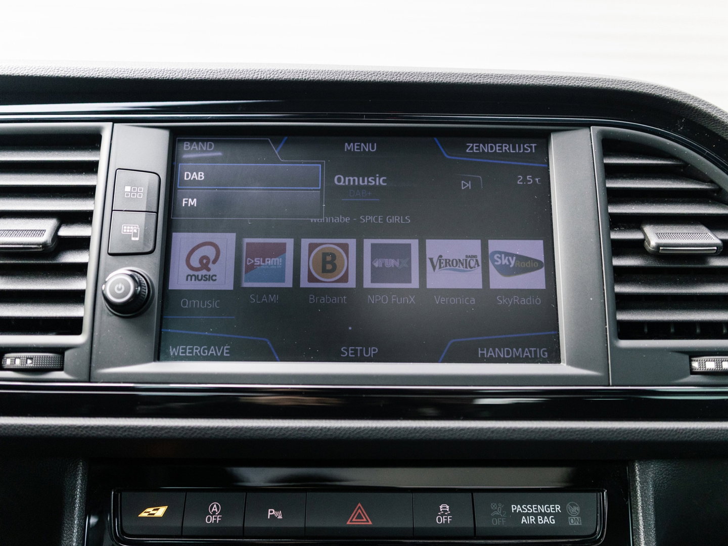 SEAT Leon ST CUPRA 300 4DRIVE PERFORMANCE PANO BREMBO BEATS