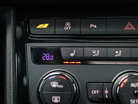 SEAT Leon ST CUPRA 300 4DRIVE PERFORMANCE PANO BREMBO BEATS