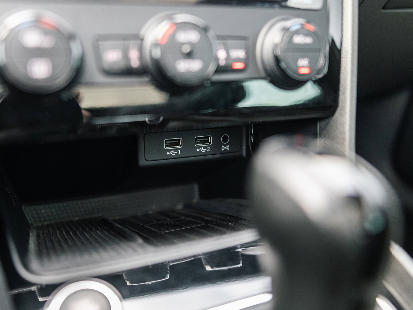 SEAT Leon ST CUPRA 300 4DRIVE PERFORMANCE PANO BREMBO BEATS