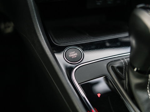 SEAT Leon ST CUPRA 300 4DRIVE PERFORMANCE PANO BREMBO BEATS