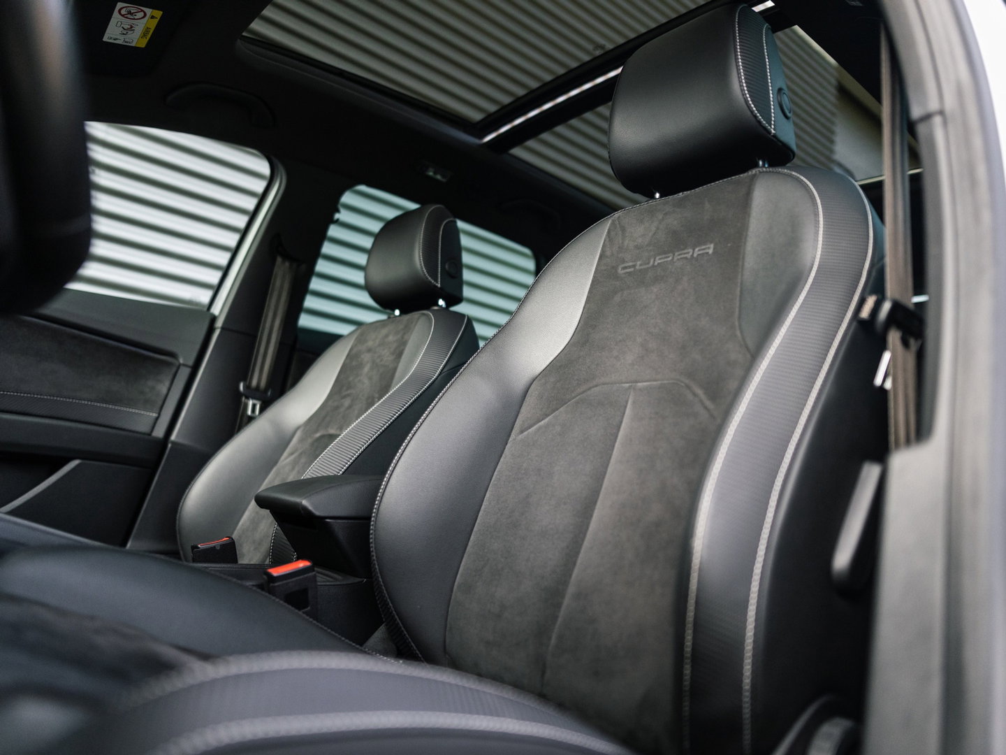 SEAT Leon ST CUPRA 300 4DRIVE PERFORMANCE PANO BREMBO BEATS