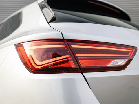 SEAT Leon ST CUPRA 300 4DRIVE PERFORMANCE PANO BREMBO BEATS