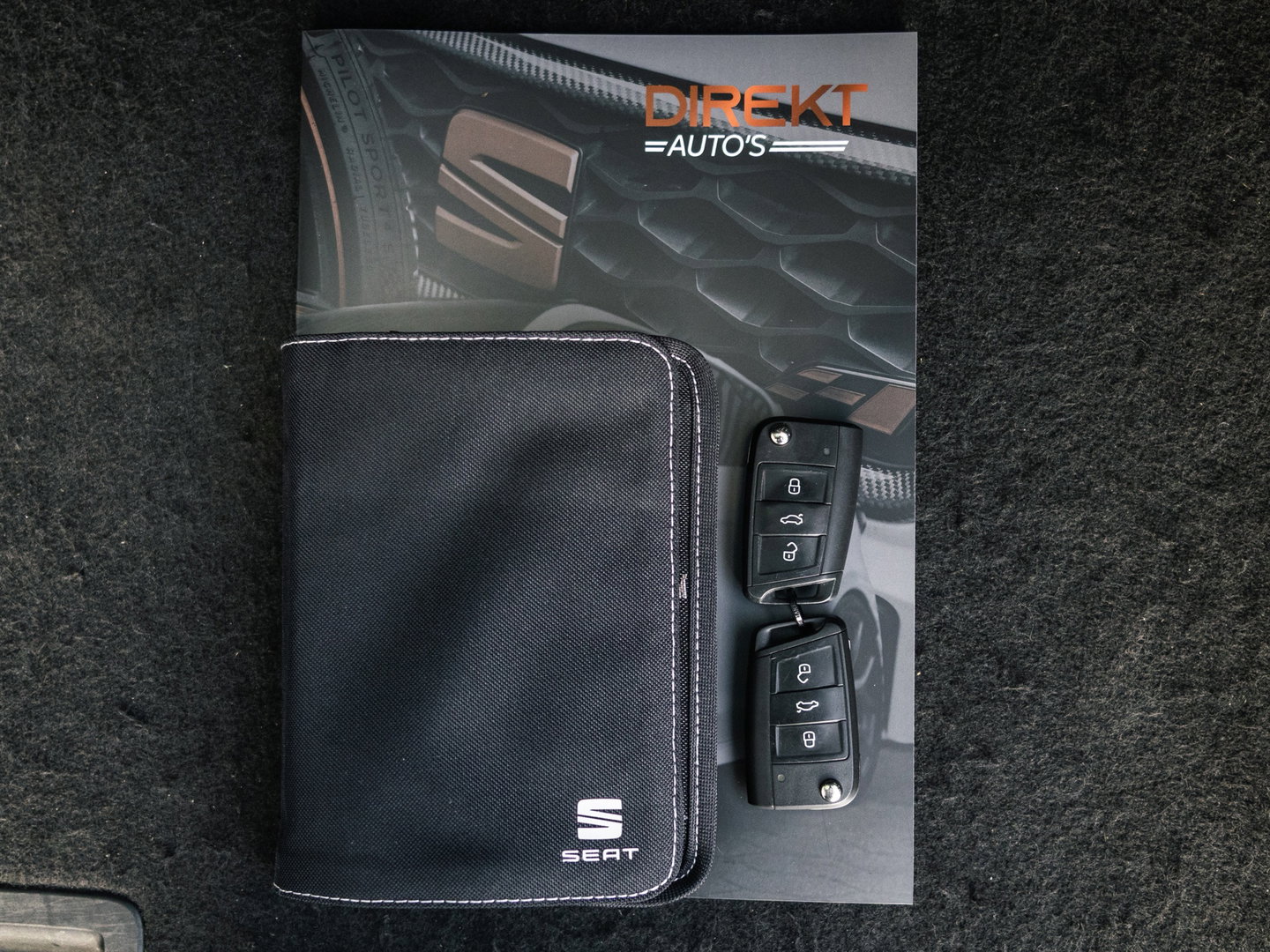 SEAT Leon ST CUPRA 300 4DRIVE PERFORMANCE PANO BREMBO BEATS