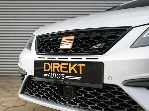 SEAT Leon ST CUPRA 300 4DRIVE PERFORMANCE PANO BREMBO BEATS