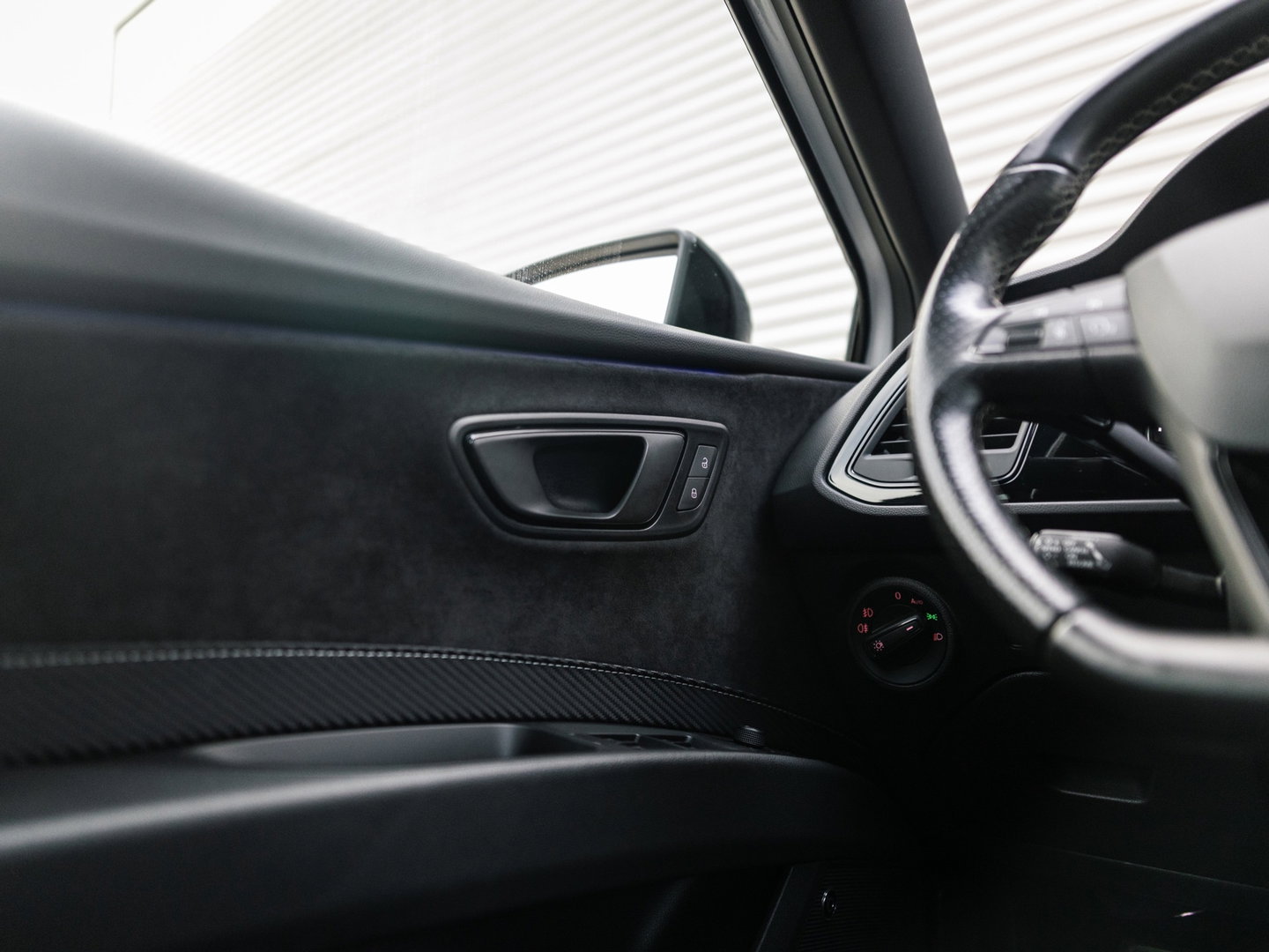 SEAT Leon ST CUPRA 300 4DRIVE PERFORMANCE PANO BREMBO BEATS