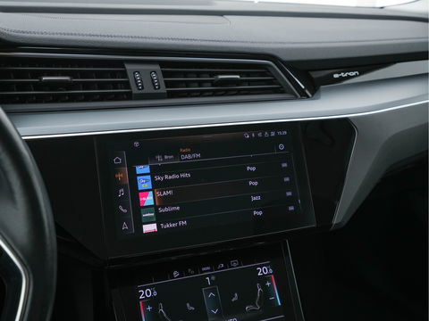 Audi e-tron 55 quattro Advanced edition Plus 95 kWh (3-Fase-11 kW) {SOH-93%} (INCL-BTW) Aut.*HEATPUMP | LEATHER | ADAPTIVE-CRUISE | FULL-LED | DIGI-COCKPIT | KEYLESS | MEMORY-PACK | CAMERA | NAVI-FULLMAP | SHIFTPADDLES | DAB+ | HEATED-COMFORTSEATS | DRIVE-SELECT | 20