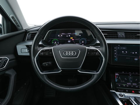 Audi e-tron 55 quattro Advanced edition Plus 95 kWh (3-Fase-11 kW) {SOH-93%} (INCL-BTW) Aut.*HEATPUMP | LEATHER | ADAPTIVE-CRUISE | FULL-LED | DIGI-COCKPIT | KEYLESS | MEMORY-PACK | CAMERA | NAVI-FULLMAP | SHIFTPADDLES | DAB+ | HEATED-COMFORTSEATS | DRIVE-SELECT | 20