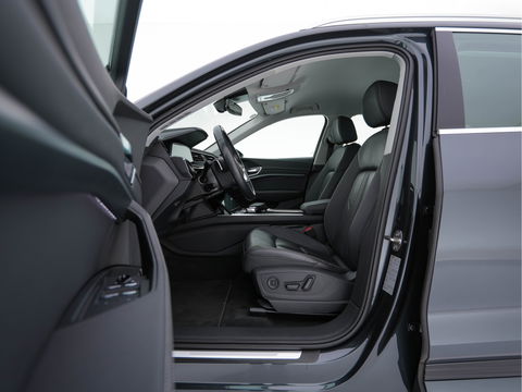 Audi e-tron 55 quattro Advanced edition Plus 95 kWh (3-Fase-11 kW) {SOH-93%} (INCL-BTW) Aut.*HEATPUMP | LEATHER | ADAPTIVE-CRUISE | FULL-LED | DIGI-COCKPIT | KEYLESS | MEMORY-PACK | CAMERA | NAVI-FULLMAP | SHIFTPADDLES | DAB+ | HEATED-COMFORTSEATS | DRIVE-SELECT | 20