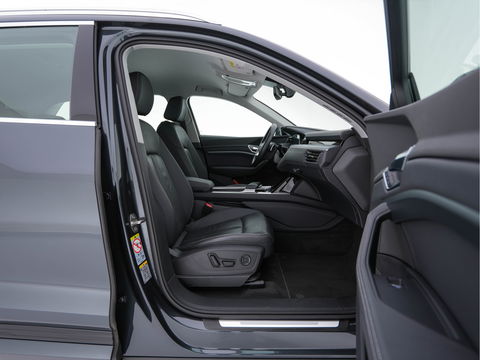 Audi e-tron 55 quattro Advanced edition Plus 95 kWh (3-Fase-11 kW) {SOH-93%} (INCL-BTW) Aut.*HEATPUMP | LEATHER | ADAPTIVE-CRUISE | FULL-LED | DIGI-COCKPIT | KEYLESS | MEMORY-PACK | CAMERA | NAVI-FULLMAP | SHIFTPADDLES | DAB+ | HEATED-COMFORTSEATS | DRIVE-SELECT | 20