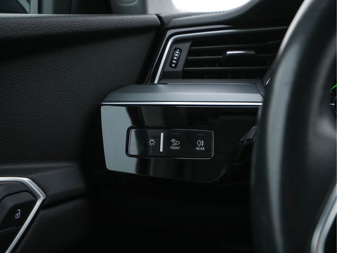 Audi e-tron 55 quattro Advanced edition Plus 95 kWh (3-Fase-11 kW) {SOH-93%} (INCL-BTW) Aut.*HEATPUMP | LEATHER | ADAPTIVE-CRUISE | FULL-LED | DIGI-COCKPIT | KEYLESS | MEMORY-PACK | CAMERA | NAVI-FULLMAP | SHIFTPADDLES | DAB+ | HEATED-COMFORTSEATS | DRIVE-SELECT | 20