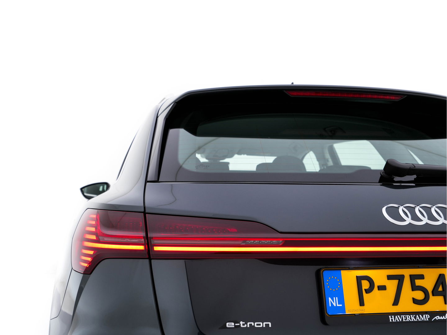 Audi e-tron 55 quattro Advanced edition Plus 95 kWh (3-Fase-11 kW) {SOH-93%} (INCL-BTW) Aut.*HEATPUMP | LEATHER | ADAPTIVE-CRUISE | FULL-LED | DIGI-COCKPIT | KEYLESS | MEMORY-PACK | CAMERA | NAVI-FULLMAP | SHIFTPADDLES | DAB+ | HEATED-COMFORTSEATS | DRIVE-SELECT | 20