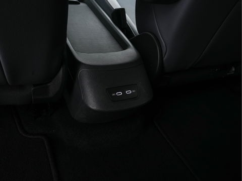 Volkswagen ID.3 Business 58 kWh [ 3-Fase-11kW ] {SOH-87%} (INCL-BTW)  *FULL-LED | AMBIENTLIGHT | KEYLESS | NAVI-FULLMAP | DAB | CARPLAY | CCS-FASTLOADER | CAMERA | HEATED-COMFORTSEATS | DAB+ | DIGI-COCKPIT | ECC | PRIVACYGLASS | PDC | 18''ALU*