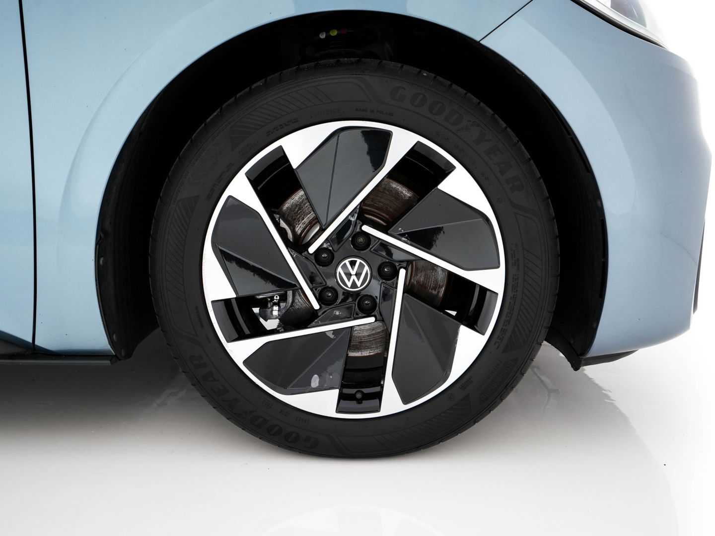 Volkswagen ID.3 Business 58 kWh [ 3-Fase-11kW ] {SOH-87%} (INCL-BTW)  *FULL-LED | AMBIENTLIGHT | KEYLESS | NAVI-FULLMAP | DAB | CARPLAY | CCS-FASTLOADER | CAMERA | HEATED-COMFORTSEATS | DAB+ | DIGI-COCKPIT | ECC | PRIVACYGLASS | PDC | 18''ALU*