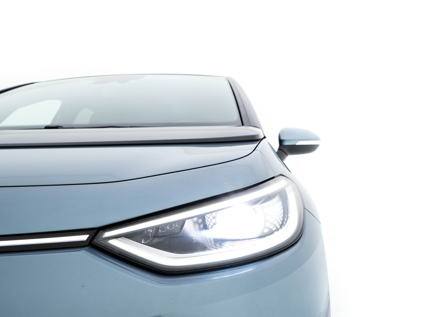 Volkswagen ID.3 Business 58 kWh [ 3-Fase-11kW ] {SOH-87%} (INCL-BTW)  *FULL-LED | AMBIENTLIGHT | KEYLESS | NAVI-FULLMAP | DAB | CARPLAY | CCS-FASTLOADER | CAMERA | HEATED-COMFORTSEATS | DAB+ | DIGI-COCKPIT | ECC | PRIVACYGLASS | PDC | 18''ALU*