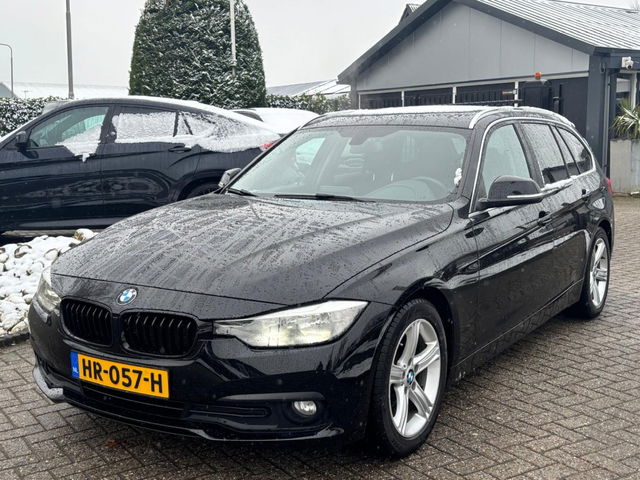 BMW 3 Serie - Touring 320D Automaat Sport 2015 Zwart